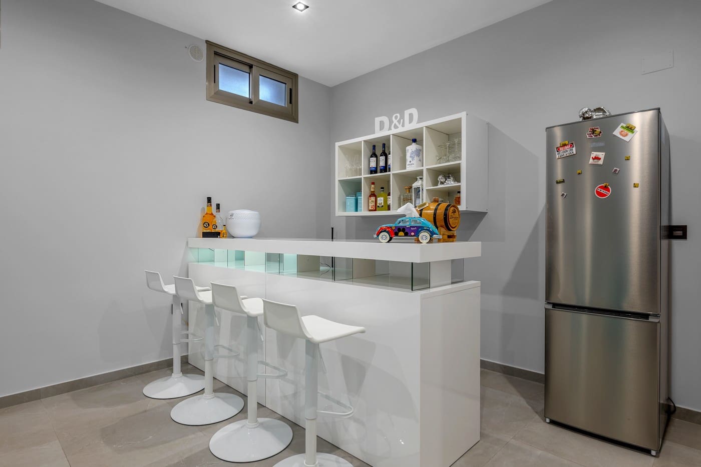 5 soveværelse Villa til salg i Orihuela Costa med swimmingpool garage - € 592.000 (Ref: 9924973)