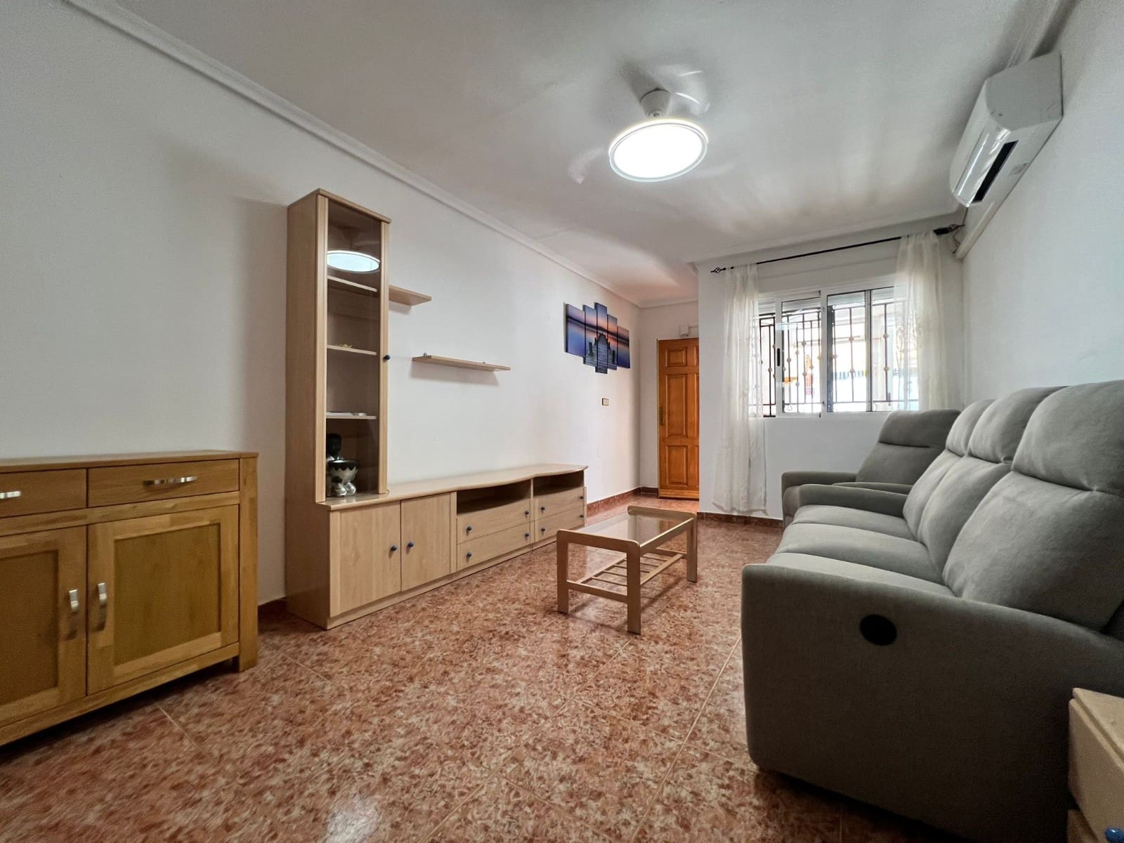 2 bedroom Apartment for sale in Orihuela with pool - € 125,000 (Ref: 9925011)