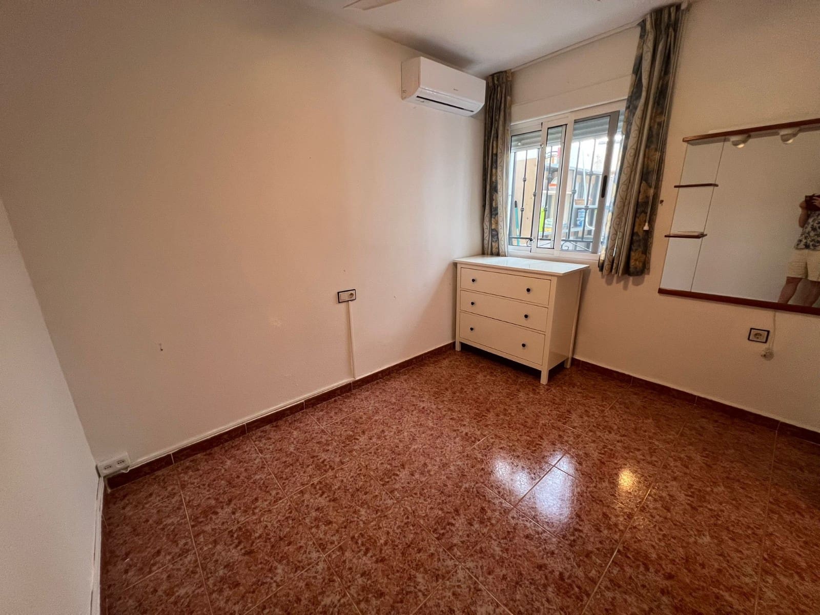 2 bedroom Apartment for sale in Orihuela with pool - € 125,000 (Ref: 9925011)