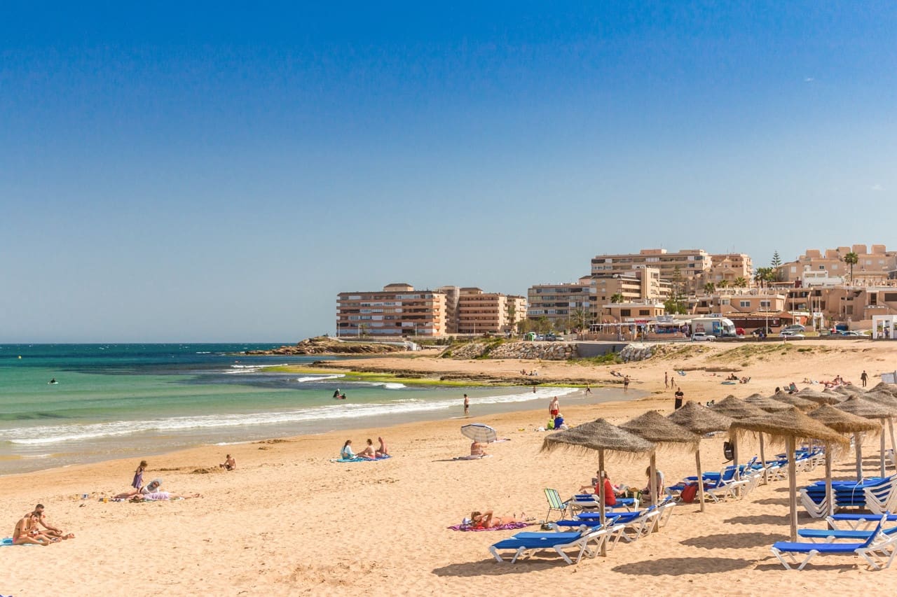 3 chambre Appartement à vendre à La Mata avec piscine garage - 365 000 € (Ref: 9937022)