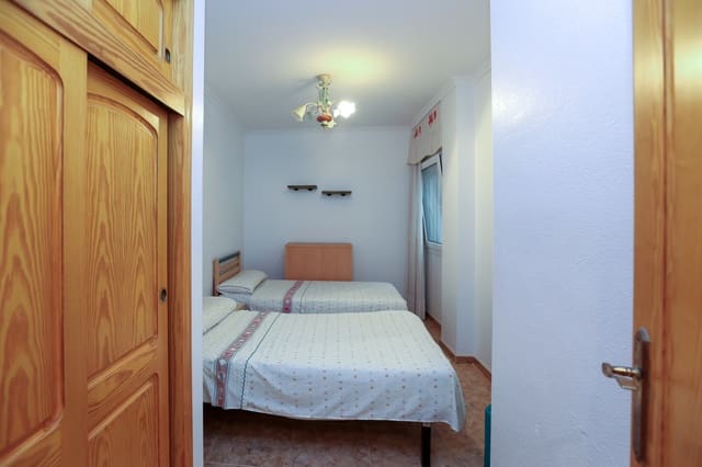 3 chambre Appartement à vendre à Gaspar Perelló, Torrevieja avec piscine garage - 365 000 € (Ref: 9937022)
