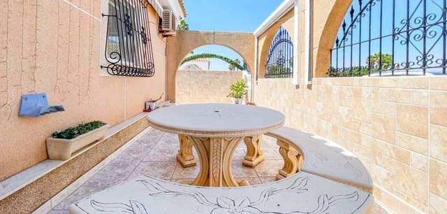 2 chambre Bungalow à vendre à Los Narejos, Los Alcázares avec piscine garage - 220 000 € (Ref: 9950862)