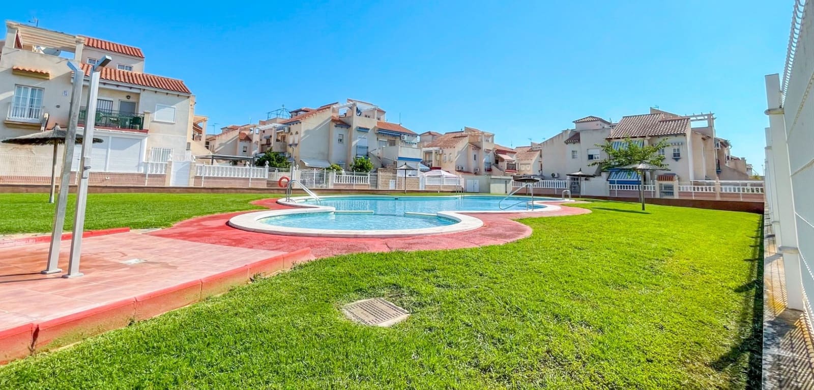2 sypialnia Bungalow na sprzedaż w Orihuela Costa z basenem garażem - 164 900 € (Ref: 9950863)