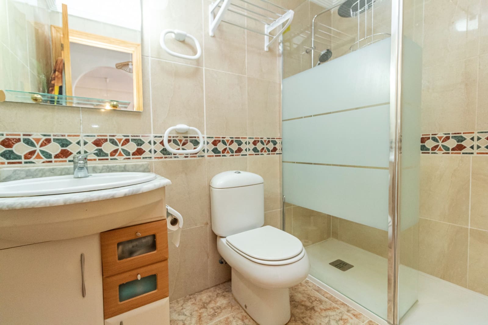 2 bedroom Apartment for sale in La Zenia with pool - € 189,000 (Ref: 9961016)