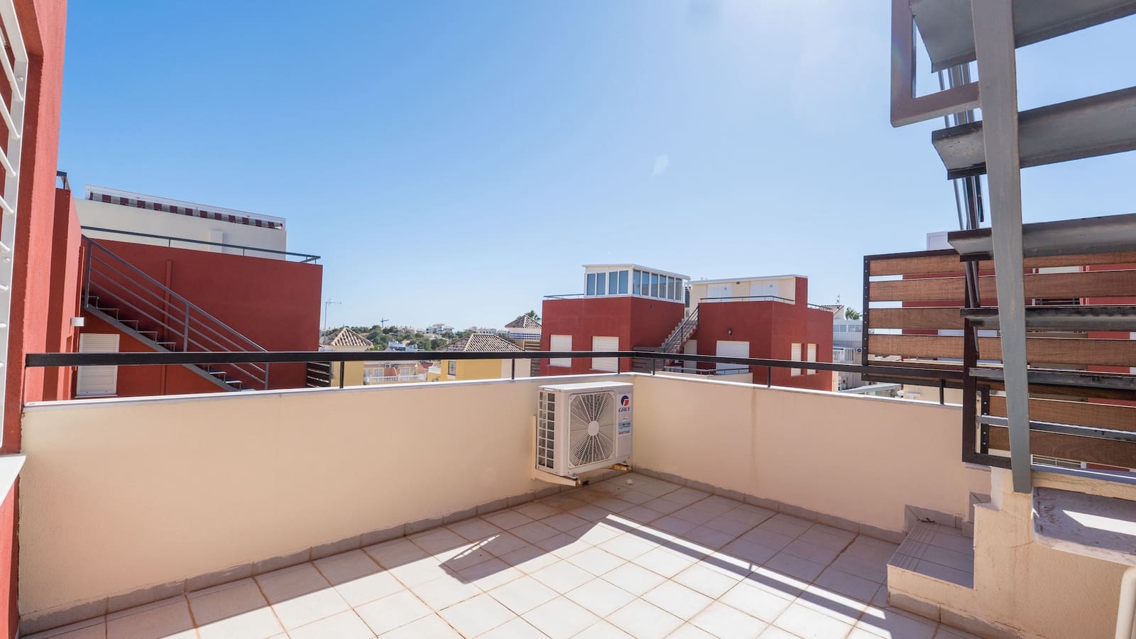 2 bedroom Townhouse for sale in Villamartin with pool - € 189,000 (Ref: 9971630)