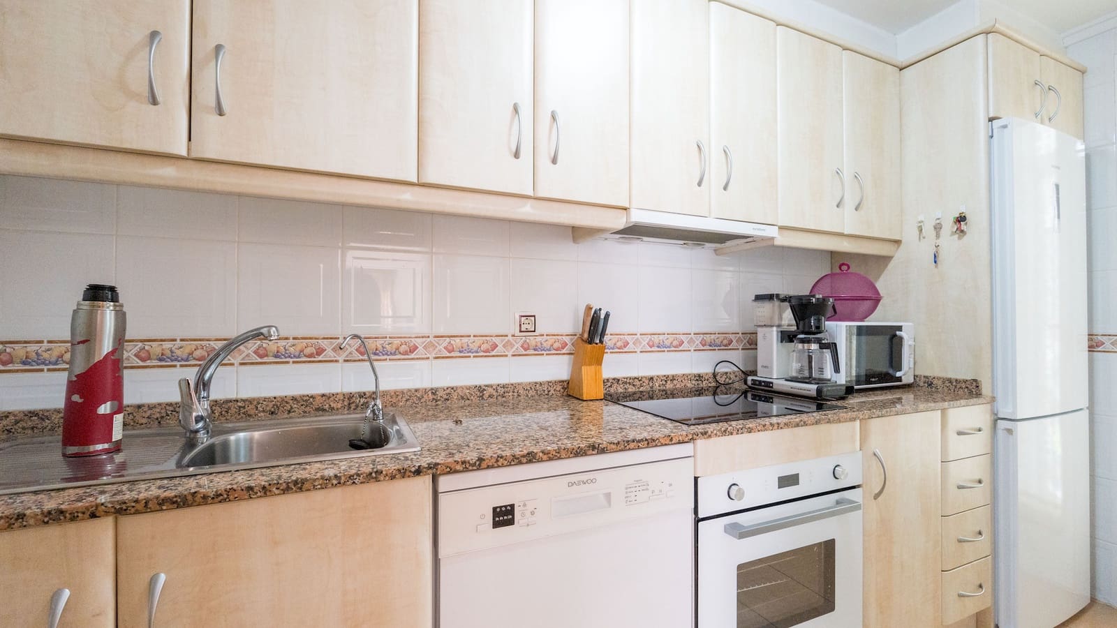 2 bedroom Townhouse for sale in Villamartin with pool - € 189,000 (Ref: 9971630)