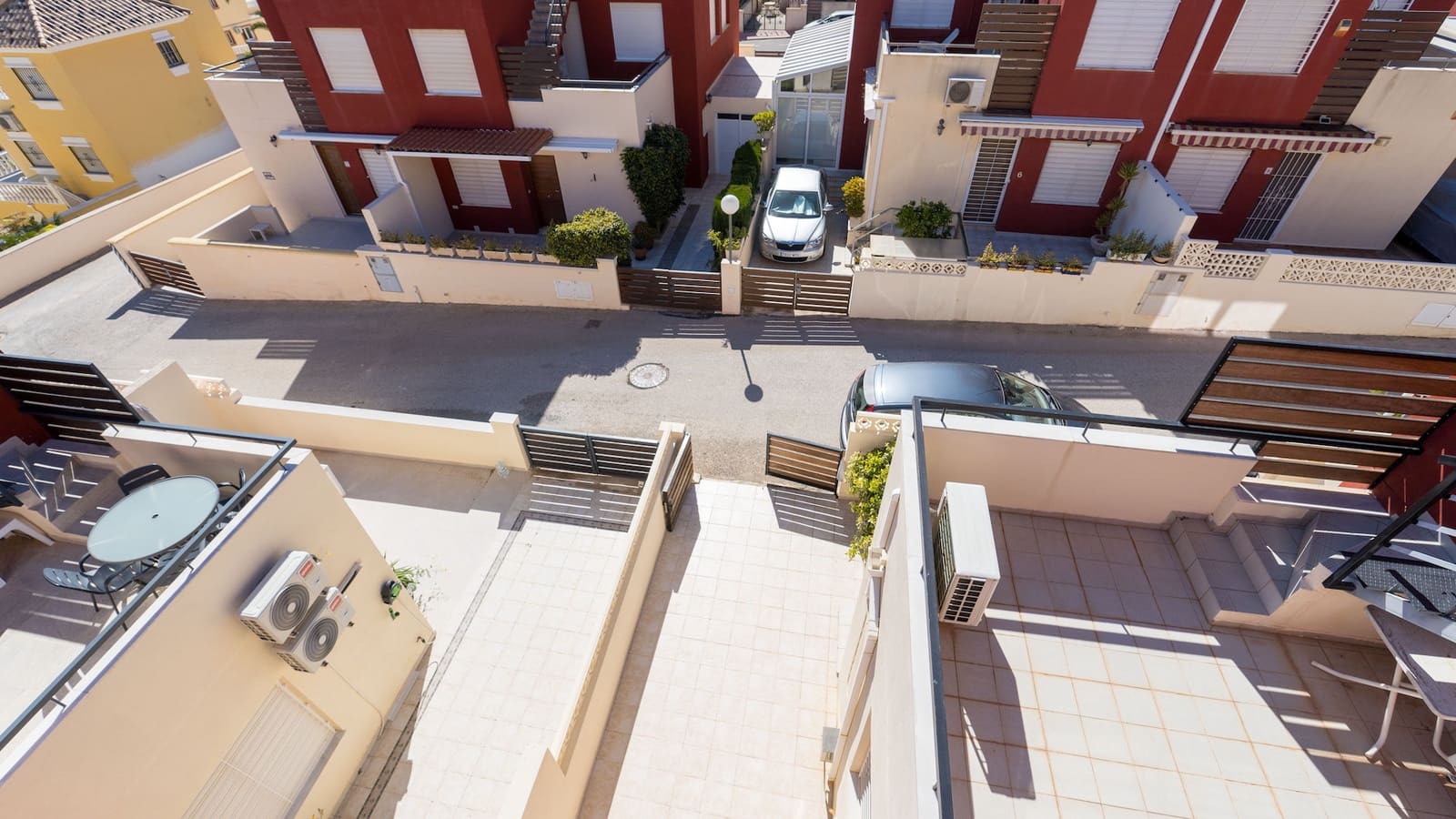 2 bedroom Townhouse for sale in Villamartin with pool - € 189,000 (Ref: 9971630)