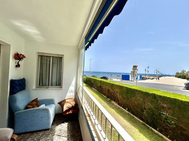 Apartamento de 3 habitaciones en Punta Prima, Orihuela en venta con piscina - 225.000 € (Ref: 9971632)