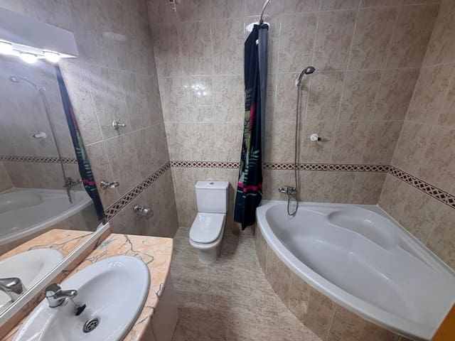 Apartamento de 2 habitaciones en Doña Pepa, Rojales en venta con piscina - 169.950 € (Ref: 9971635)