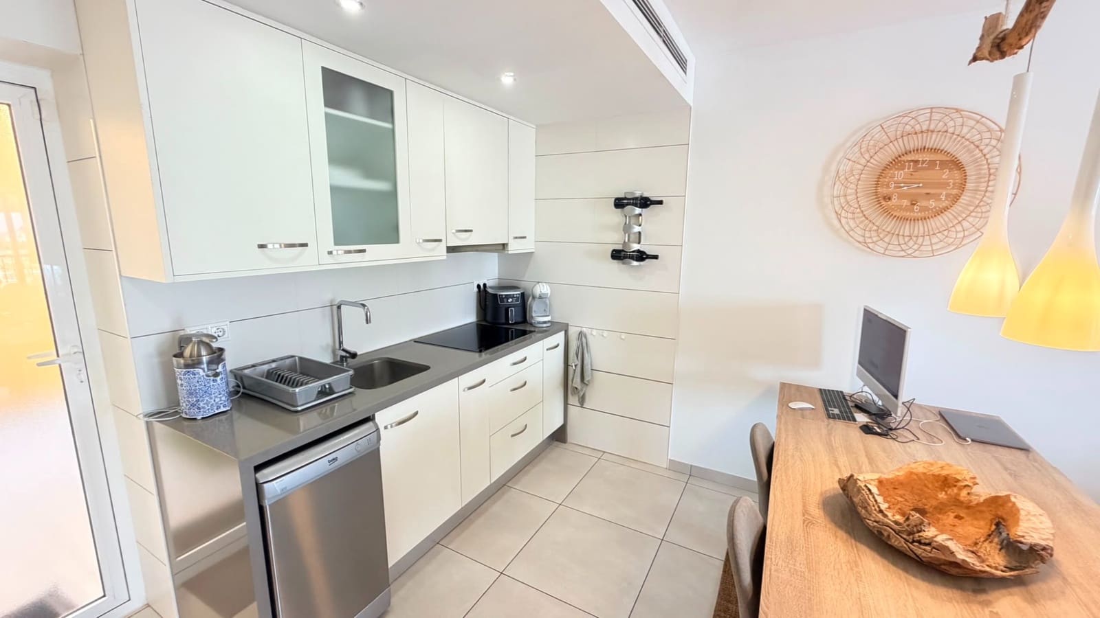 2 slaapkamer Appartement te koop in Torrevieja met zwembad - € 235.000 (Ref: 9971636)