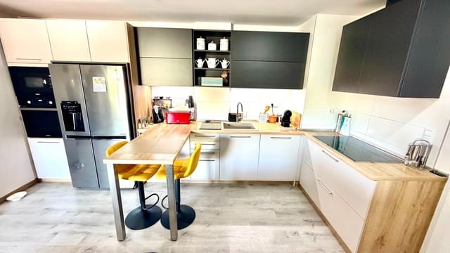 2 sypialnia Apartament na sprzedaż w Villamartin, Orihuela z basenem garażem - 269 900 € (Ref: 9971637)