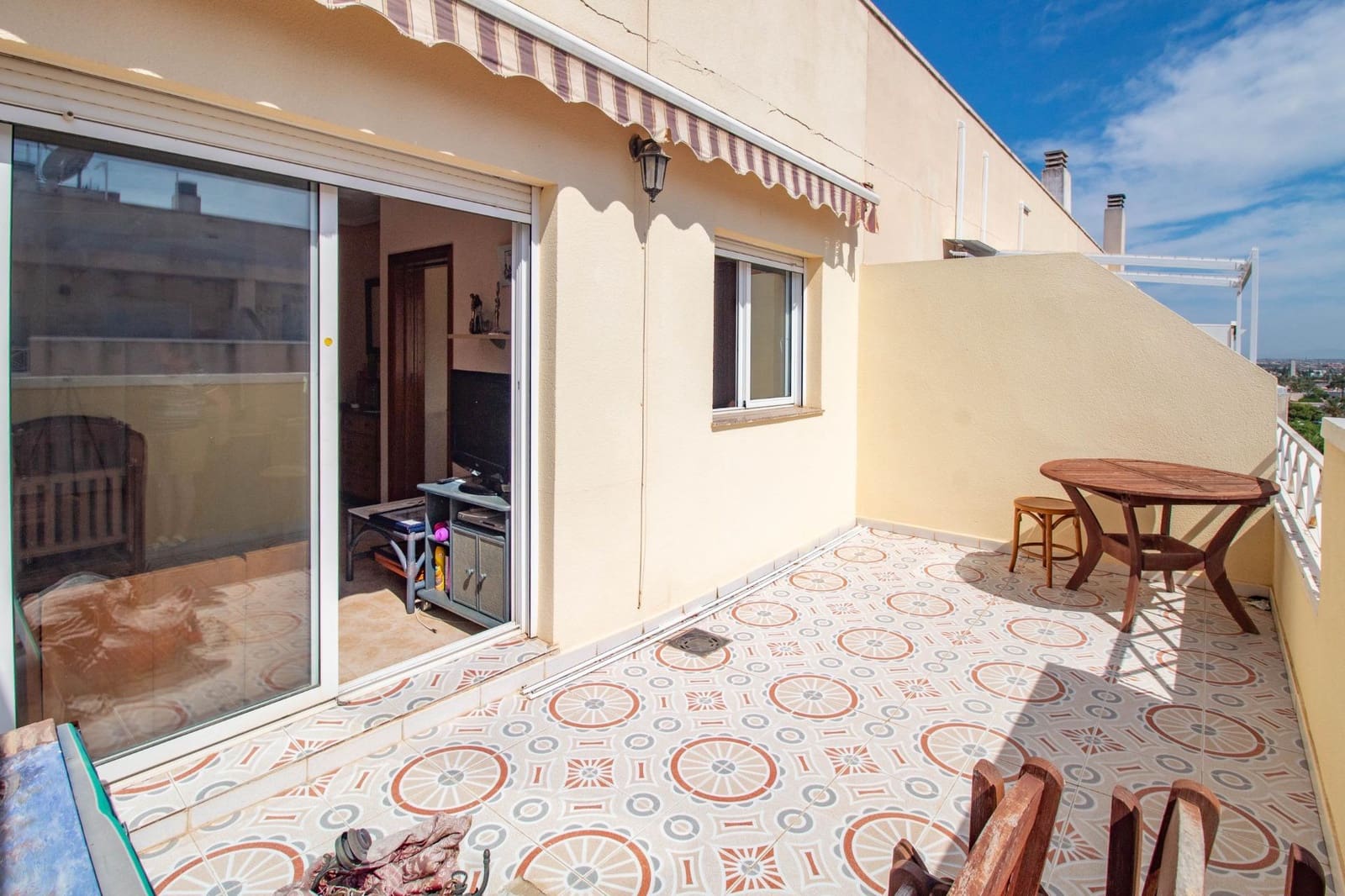 2 chambre Penthouse à vendre à Torrevieja avec piscine - 145 000 € (Ref: 9976029)