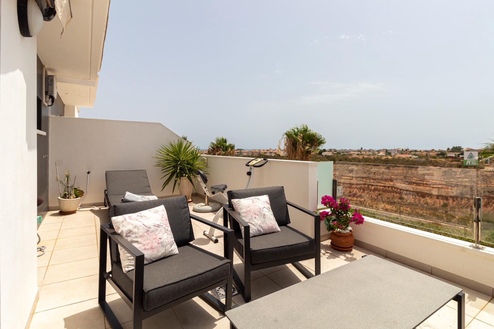3 sovrum Radhus till salu i Orihuela Costa med pool garage - 399 000 € (Ref: 9976033)