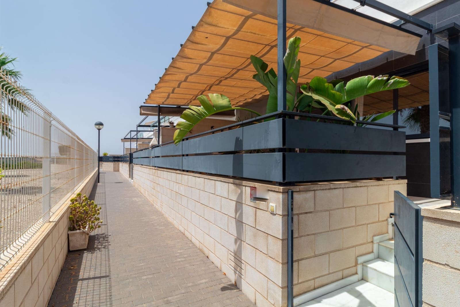 3 sovrum Radhus till salu i Orihuela Costa med pool garage - 399 000 € (Ref: 9976033)