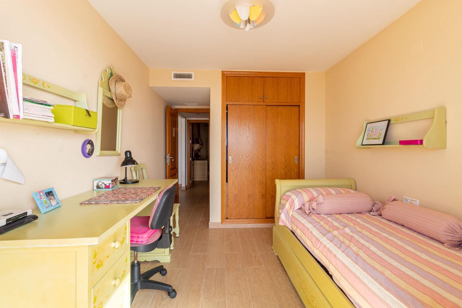 4 slaapkamer Flat te koop in Torrevieja met zwembad - € 680.000 (Ref: 9976038)