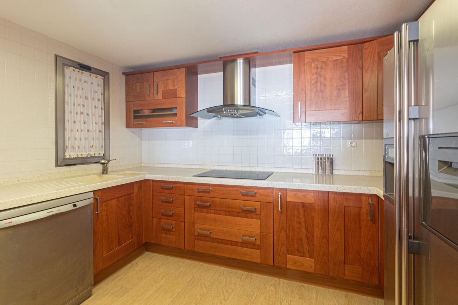 4 slaapkamer Flat te koop in Torrevieja met zwembad - € 680.000 (Ref: 9976038)