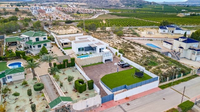 4 soverom Villa til salgs i Algorfa med svømmebasseng garasje - € 894 950 (Ref: 9976046)