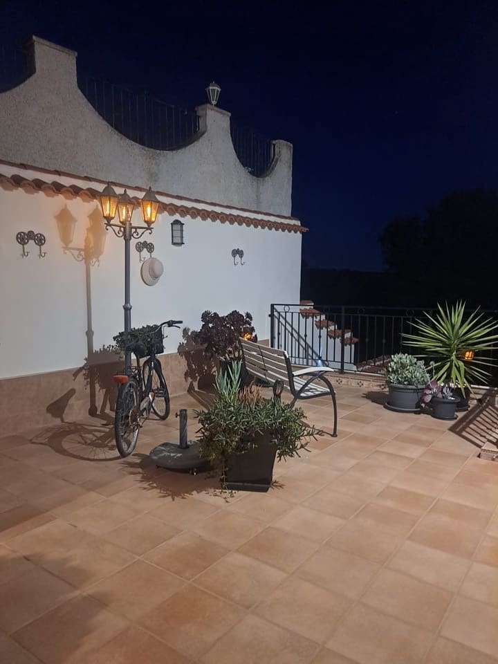 4 soveværelse Villa til salg i Pinar de Campoverde med swimmingpool garage - € 699.950 (Ref: 9976049)