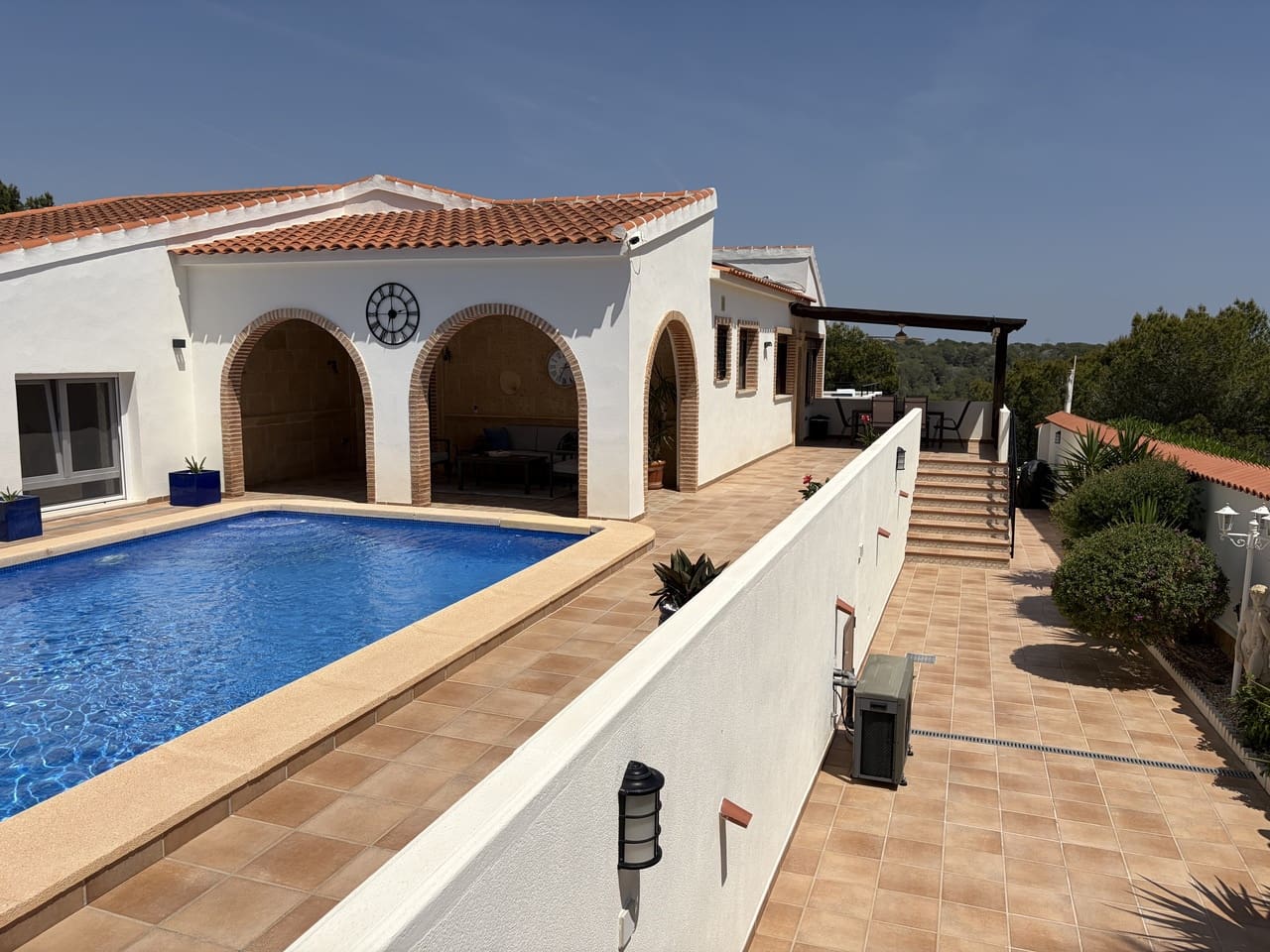 4 soveværelse Villa til salg i Pinar de Campoverde med swimmingpool garage - € 699.950 (Ref: 9976049)