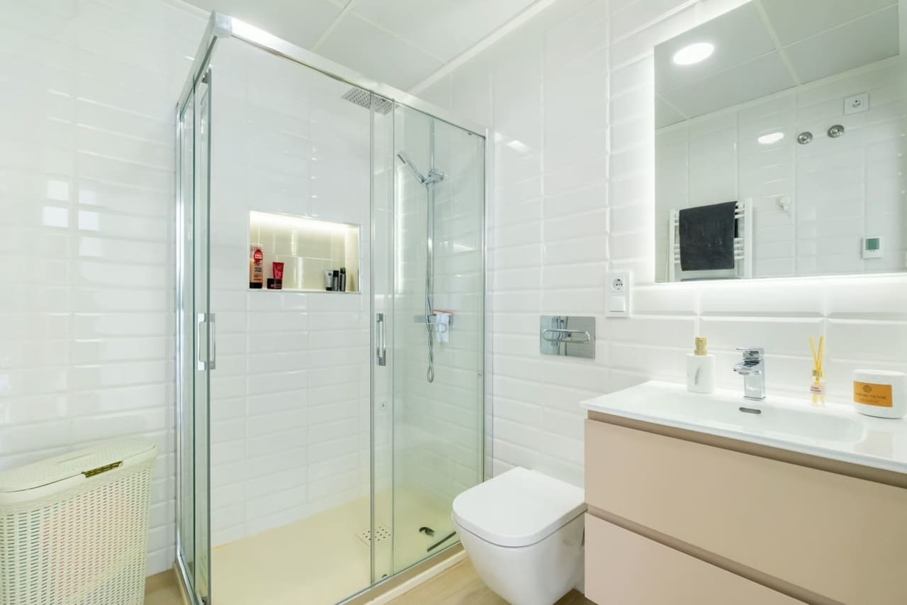 3 slaapkamer Villa te koop in Pilar de la Horadada met zwembad garage - € 424.950 (Ref: 9976050)