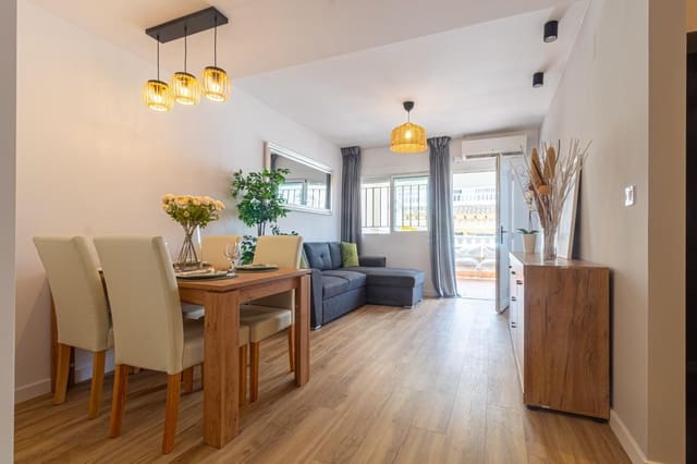 3 chambre Villa/Maison Mitoyenne à vendre à Los Altos avec piscine - 279 000 € (Ref: 9976052)