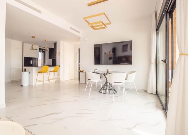 2 bedroom Apartment for sale in San Miguel de Salinas with pool - € 329,900 (Ref: 9976054)