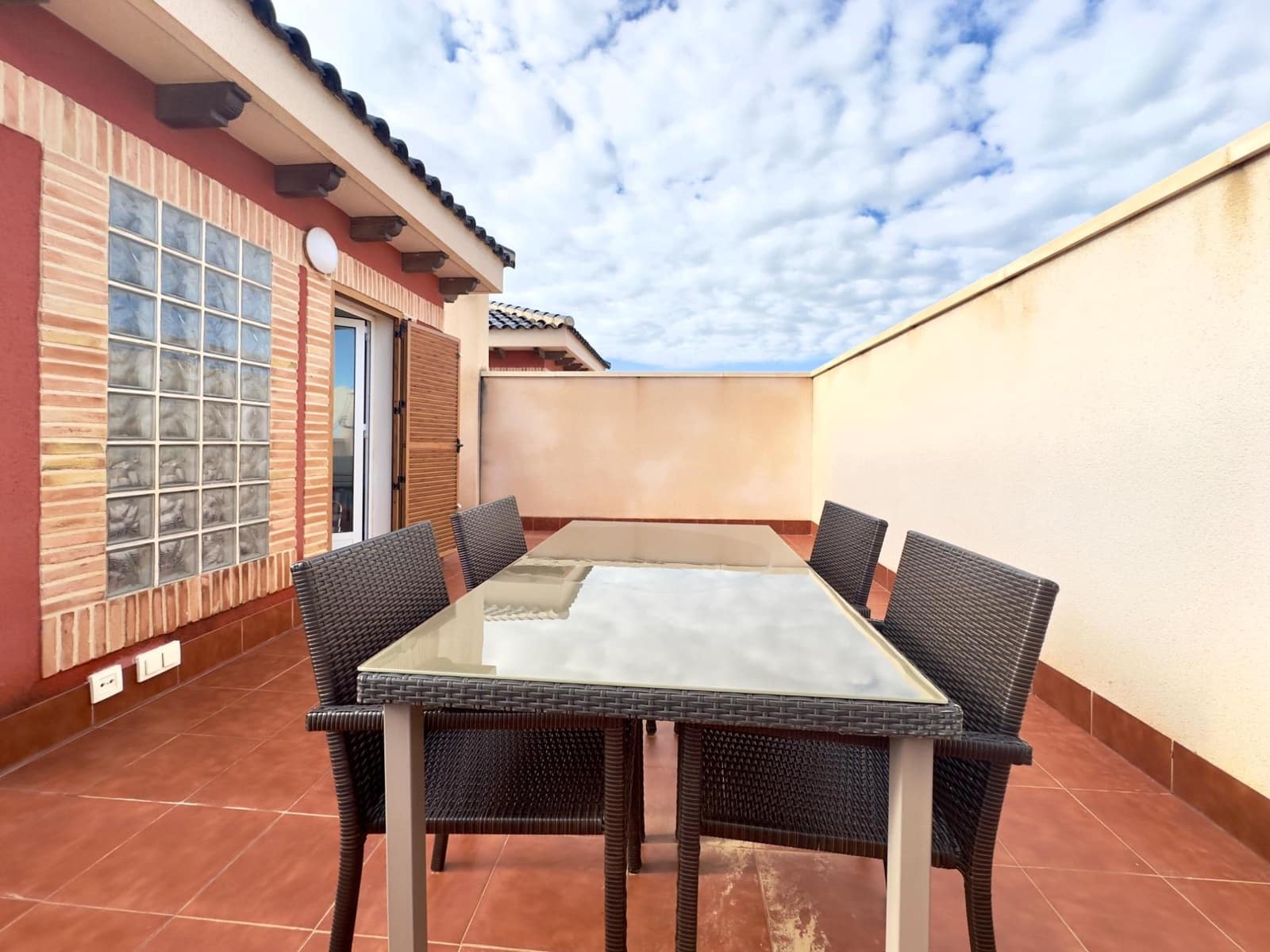 2 soveværelse Penthouse til salg i Playa Flamenca med swimmingpool - € 229.900 (Ref: 9976056)