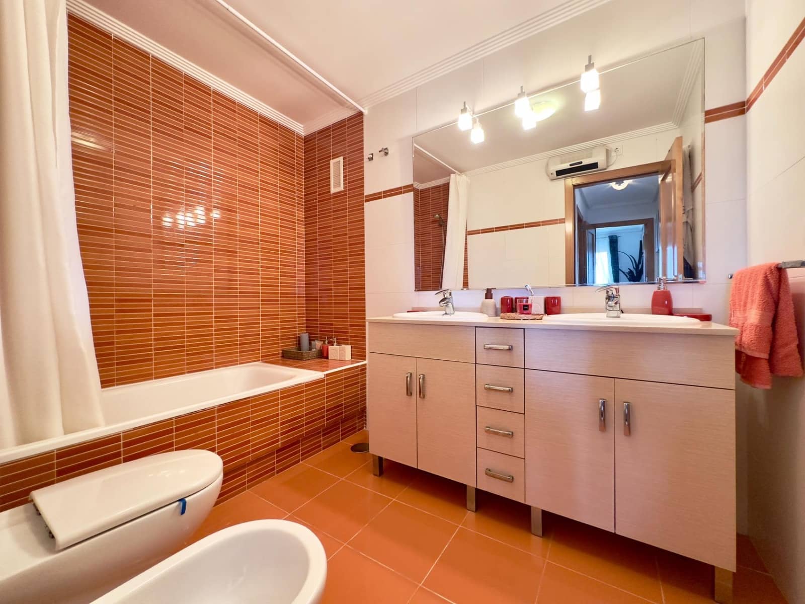 2 soveværelse Penthouse til salg i Playa Flamenca med swimmingpool - € 229.900 (Ref: 9976056)