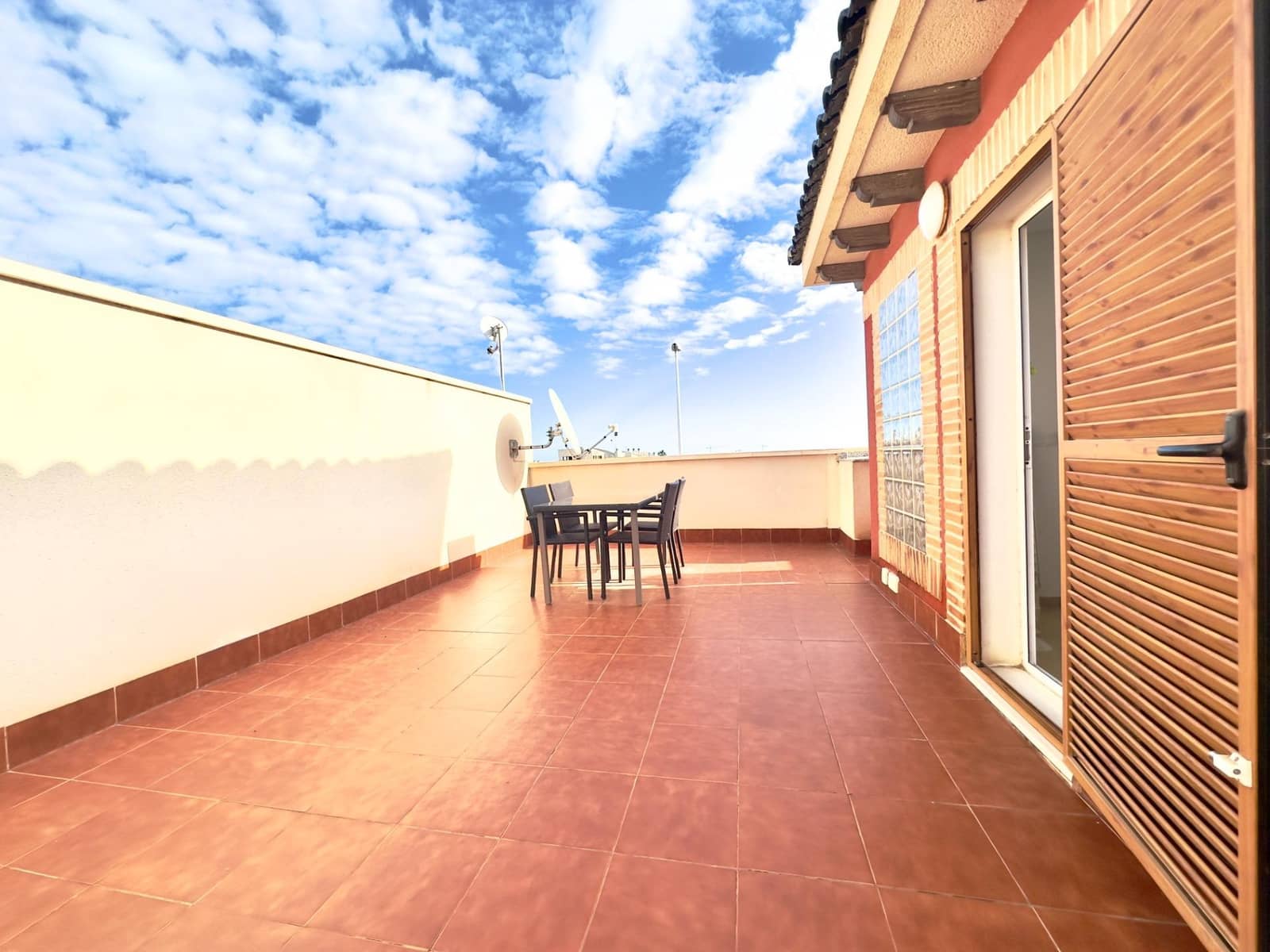 2 soveværelse Penthouse til salg i Playa Flamenca med swimmingpool - € 229.900 (Ref: 9976056)