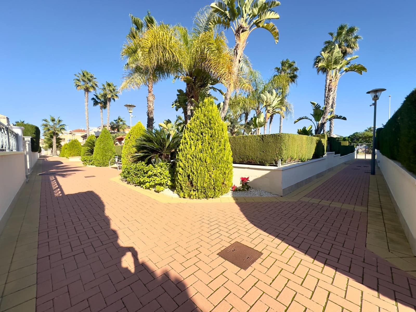 2 soveværelse Penthouse til salg i Playa Flamenca med swimmingpool - € 229.900 (Ref: 9976056)