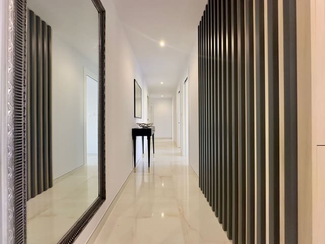 3 soverom Leilighet til salgs i Playa Flamenca, Orihuela med svømmebasseng garasje - € 589 900 (Ref: 9976059)