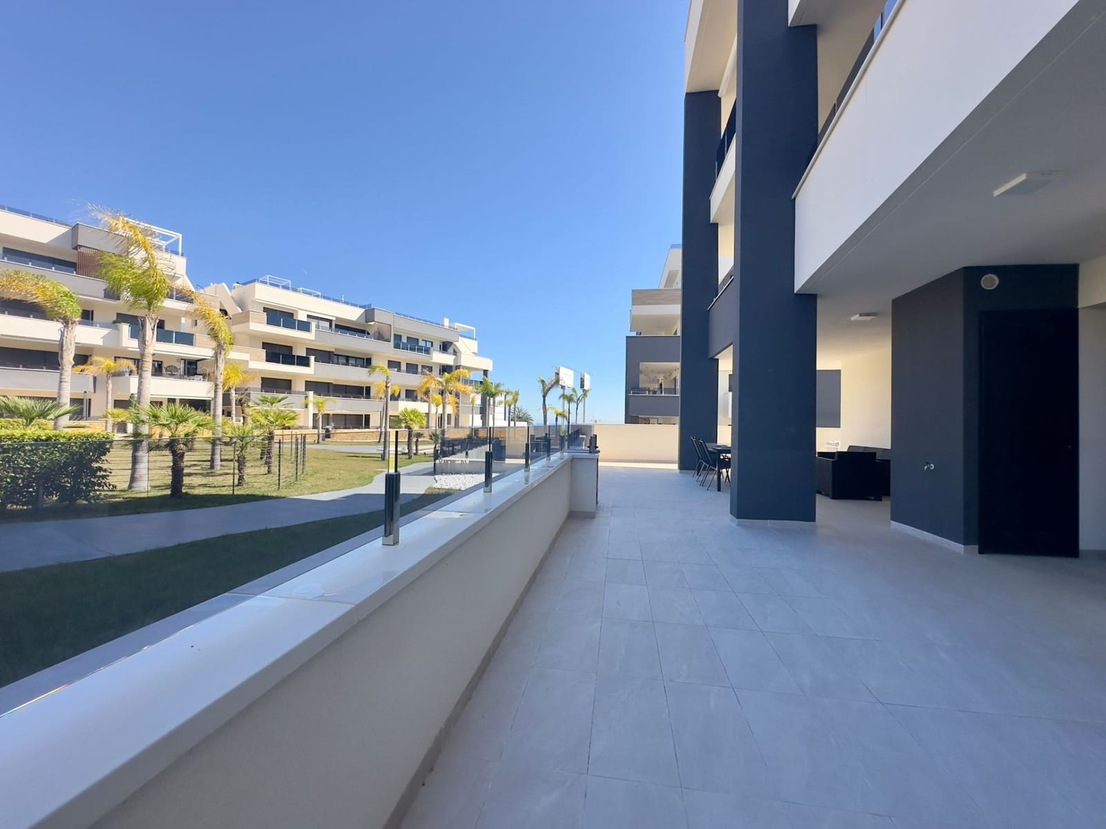 3 soverom Leilighet til salgs i Playa Flamenca med svømmebasseng garasje - € 589 900 (Ref: 9976059)