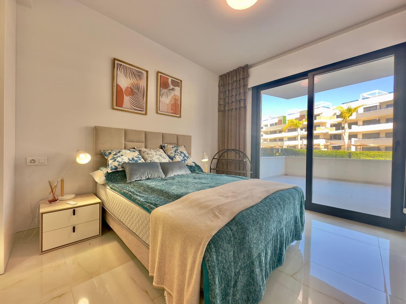 3 soverom Leilighet til salgs i Playa Flamenca med svømmebasseng garasje - € 589 900 (Ref: 9976059)