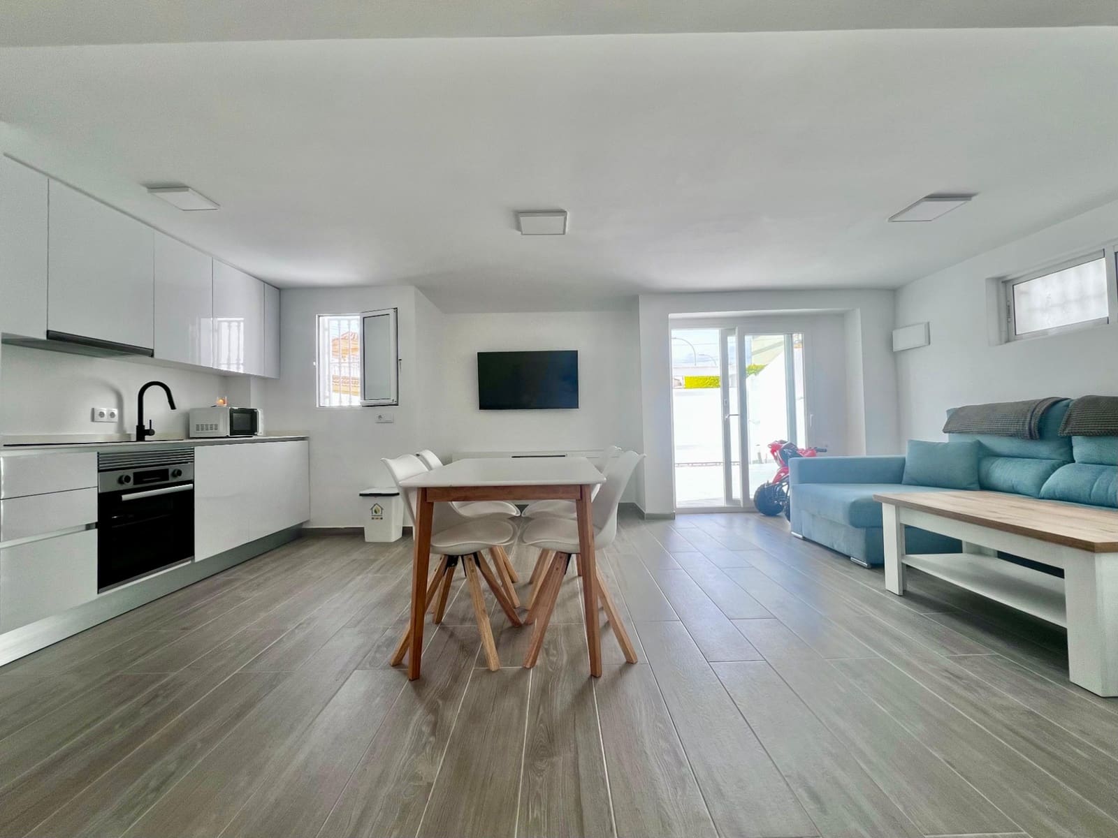 5 soverom Villa til salgs i Filipinas med svømmebasseng - € 459 000 (Ref: 9976062)