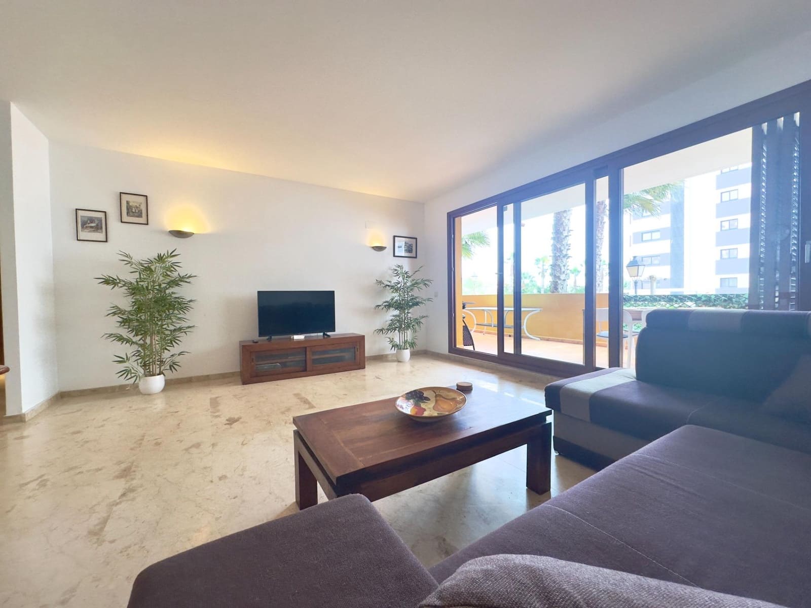 Apartamento de 2 habitaciones en Punta Prima en venta con piscina - 330.000 € (Ref: 9976063)
