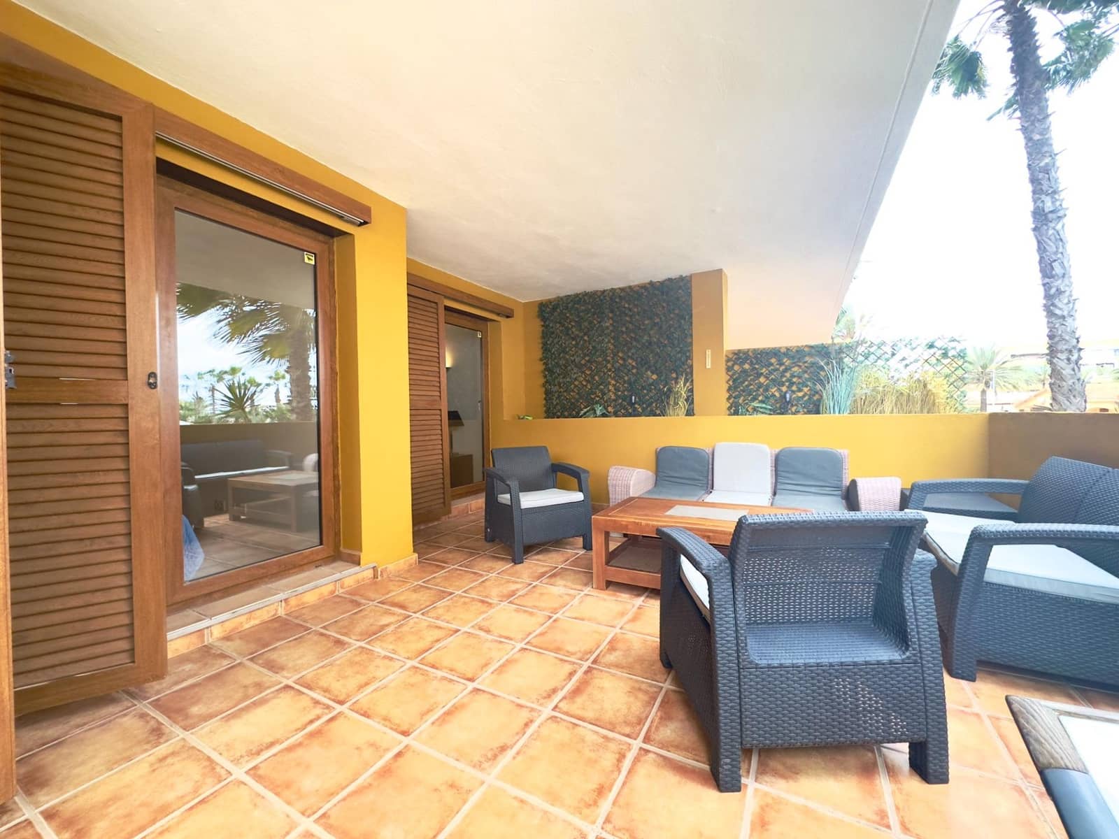 Apartamento de 2 habitaciones en Punta Prima en venta con piscina - 330.000 € (Ref: 9976063)