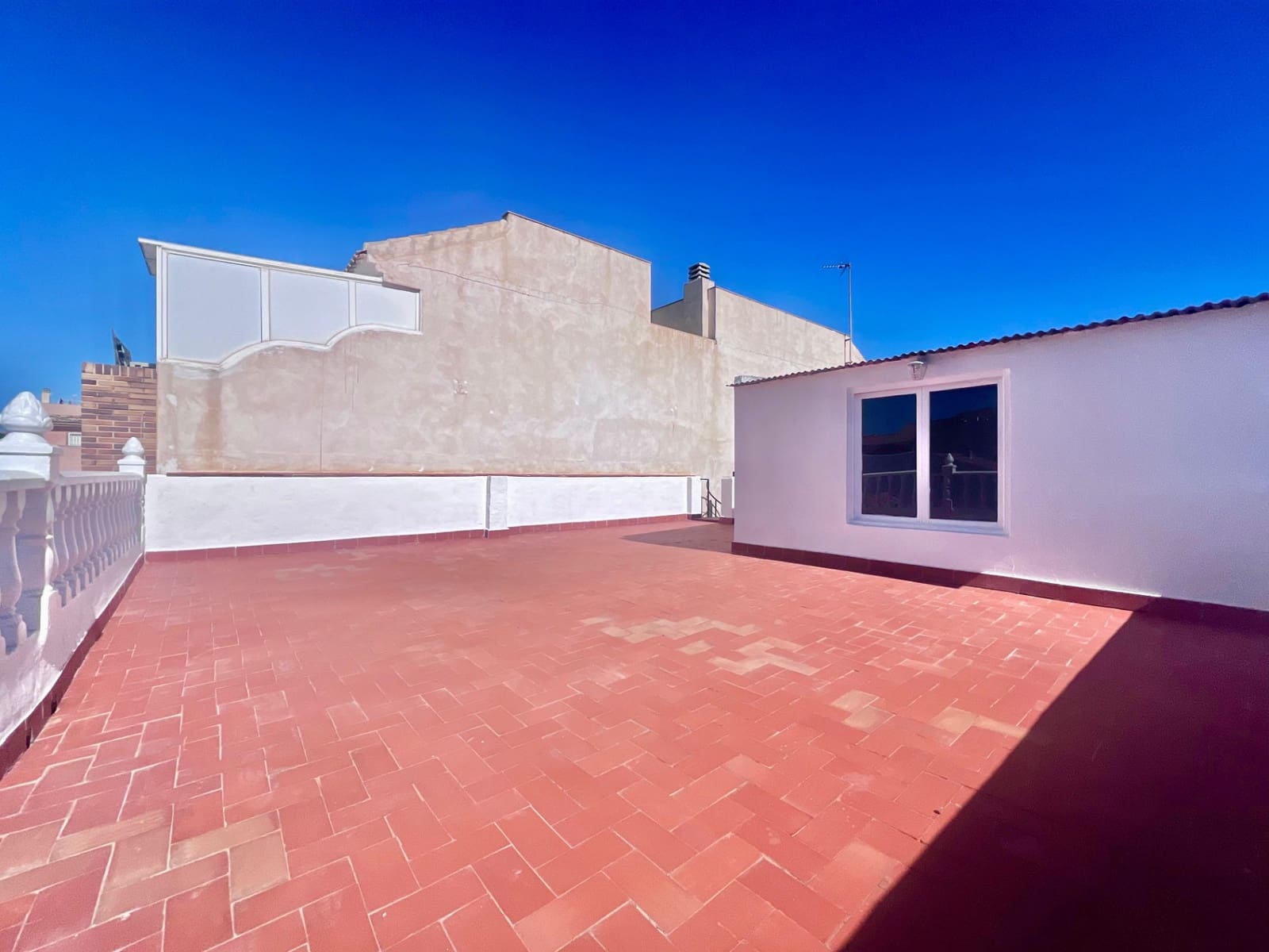 4 chambre Appartement à vendre à Guardamar del Segura avec piscine - 209 000 € (Ref: 9976064)