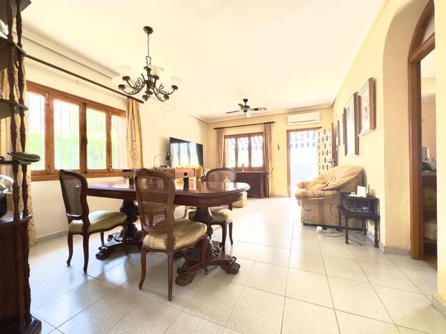 3 soverom Villa til salgs i La Zenia, Orihuela med svømmebasseng - € 629 900 (Ref: 9976068)