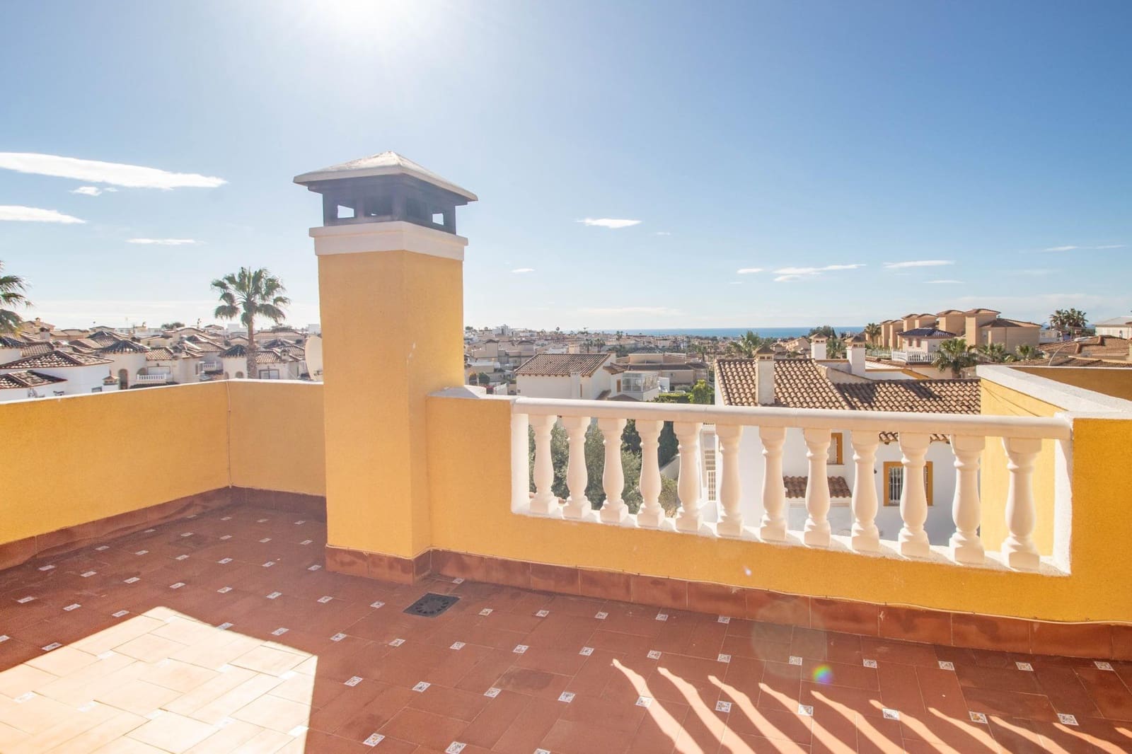 3 Zimmer Villa zu verkaufen in San Miguel de Salinas mit Pool - 399.900 € (Ref: 9976075)
