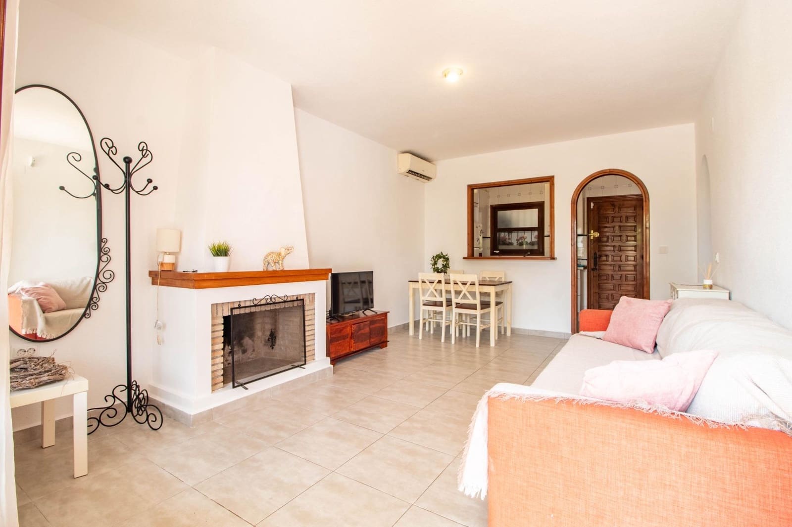 2 sovrum Bungalow till salu i Torrevieja med pool - 159 000 € (Ref: 9996064)