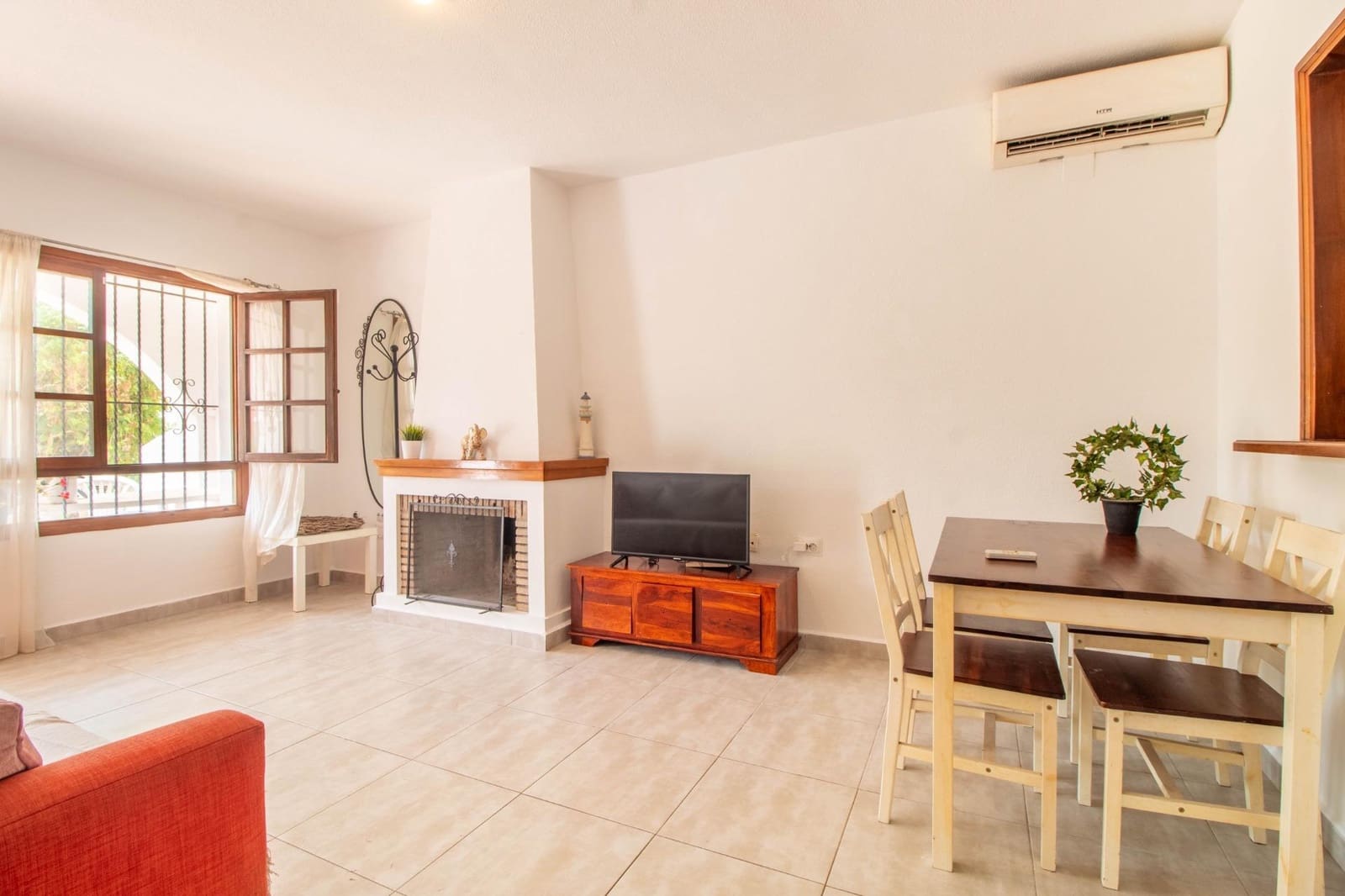 2 sovrum Bungalow till salu i Torrevieja med pool - 159 000 € (Ref: 9996064)