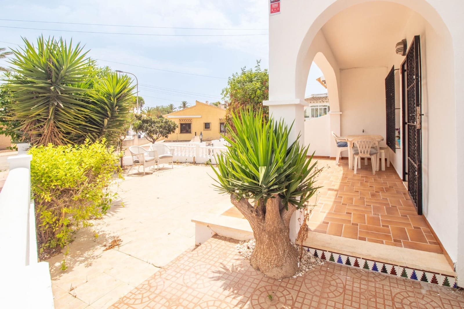 2 sovrum Bungalow till salu i Torrevieja med pool - 159 000 € (Ref: 9996064)