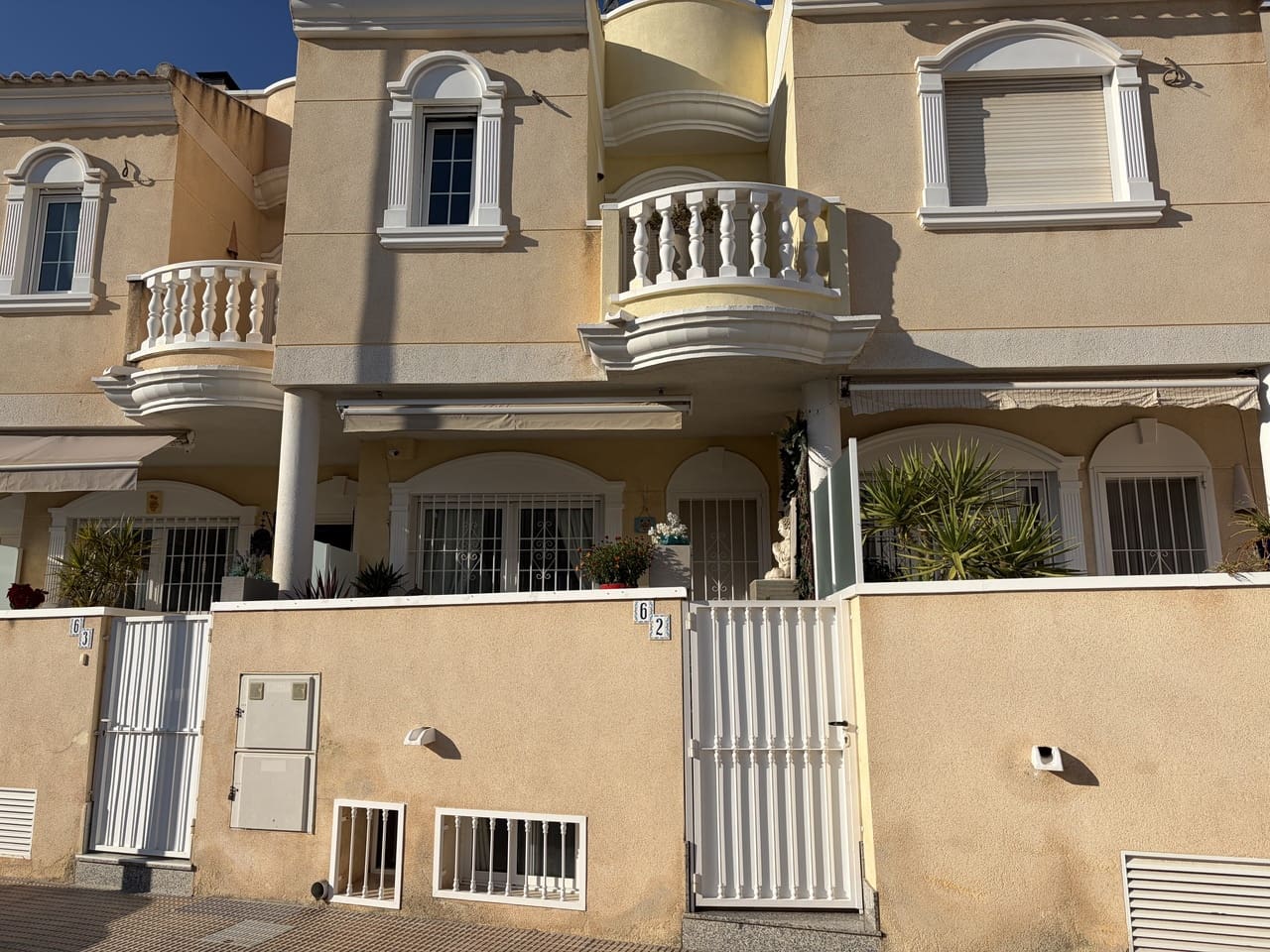 Casa de 3 habitaciones en Heredades en venta con piscina garaje - 234.950 € (Ref: 9996067)