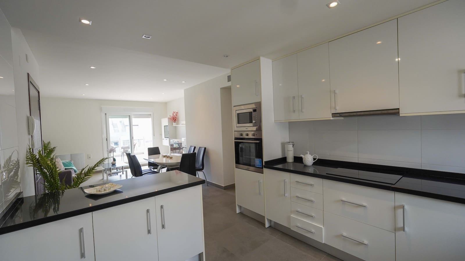 2 Zimmer Apartment zu verkaufen in Aguas Nuevas mit Pool - 285.000 € (Ref: 9996069)