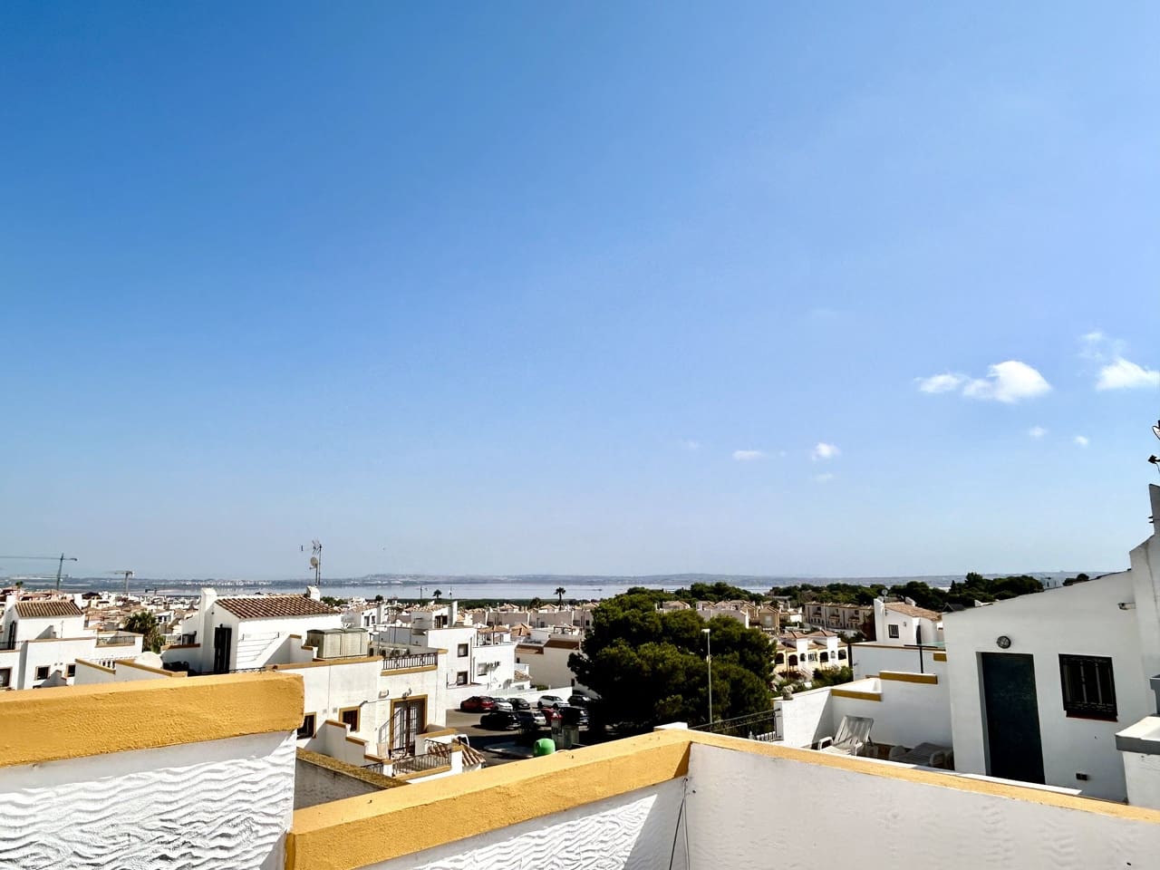 3 soveværelse Byhus til salg i Los Altos med swimmingpool garage - € 209.000 (Ref: 9996071)