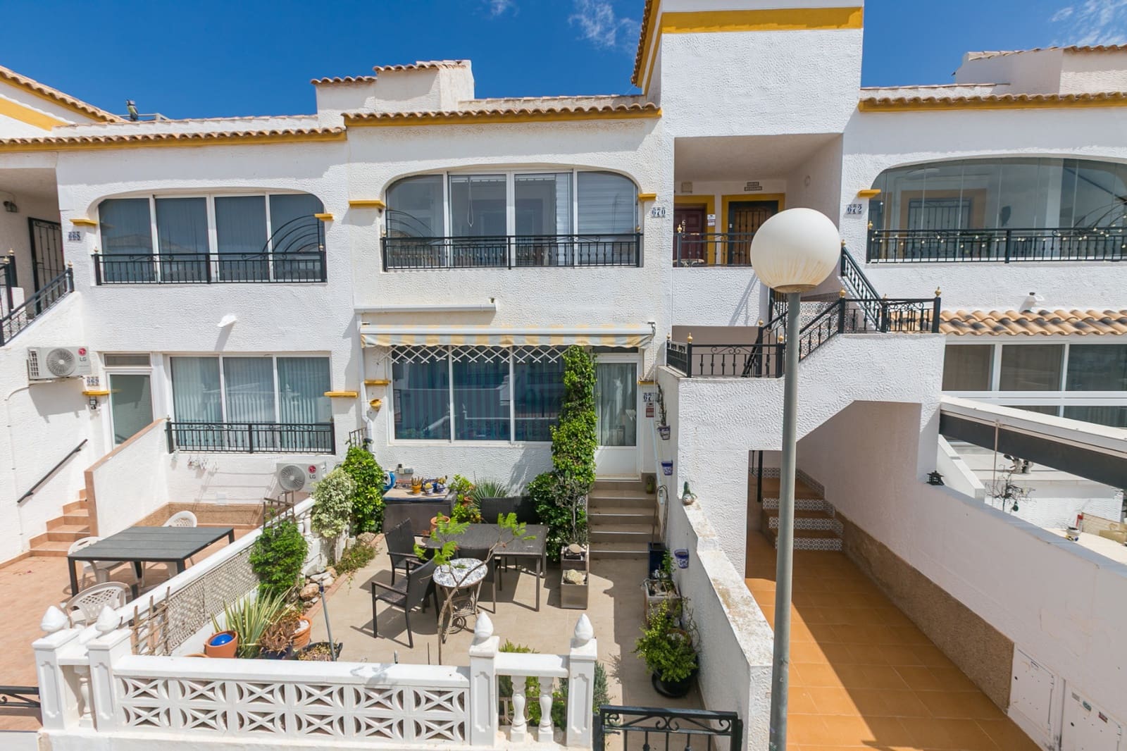 2 camera da letto Attico in vendita in Vistabella con piscina - 135.000 € (Rif: 9996072)