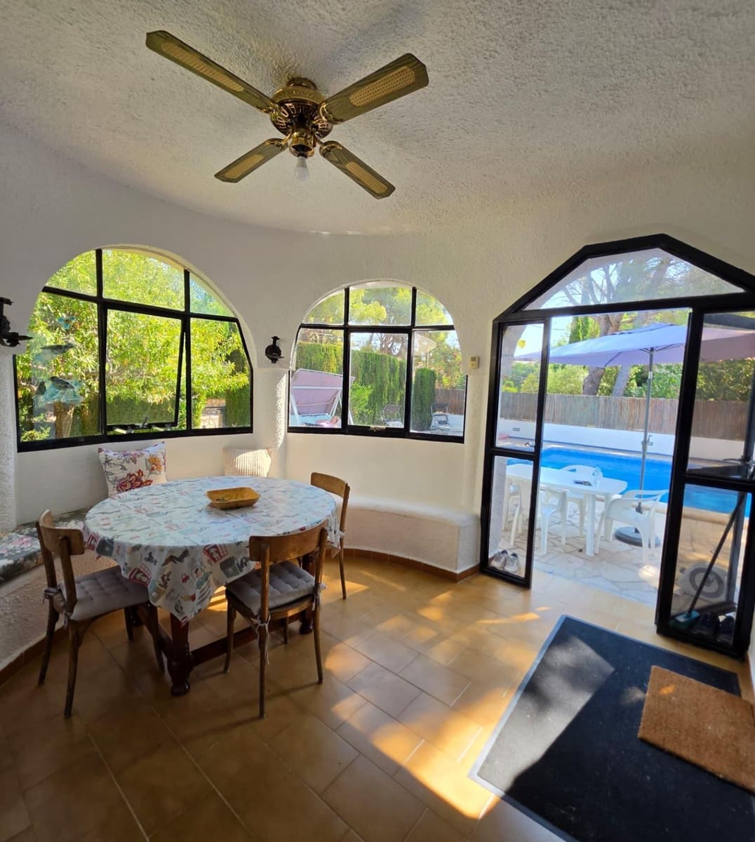 4 soveværelse Villa til salg i L'Ametlla de Mar med swimmingpool garage - € 345.000 (Ref: 10004187)