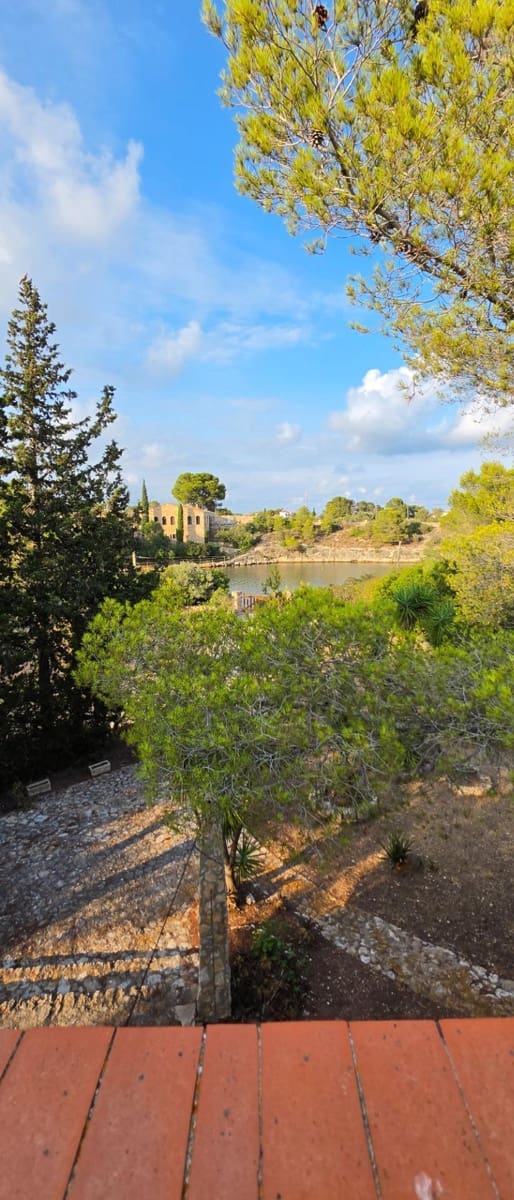 Chalet de 4 habitaciones en L'Ametlla de Mar en venta con garaje - 700.000 € (Ref: 10009114)