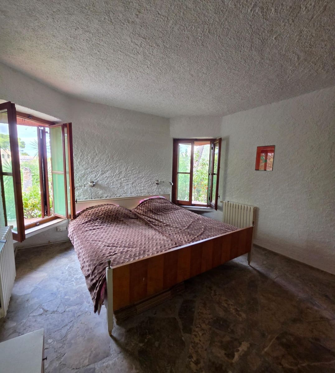 Chalet de 4 habitaciones en L'Ametlla de Mar en venta con garaje - 700.000 € (Ref: 10009114)