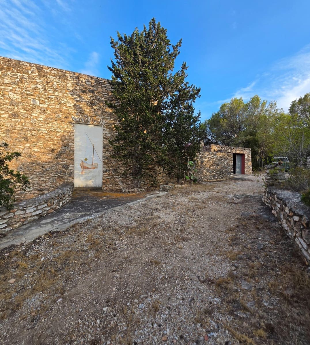 Chalet de 4 habitaciones en L'Ametlla de Mar en venta con garaje - 700.000 € (Ref: 10009114)